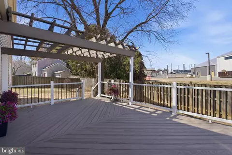 Exterior - 311 Cheyenne Dr, Frederick, MD 21701 photo 3 of 4