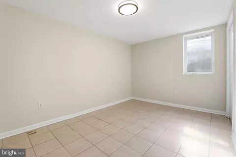 Bedroom - 1307 Taney Ave, Frederick, MD 21702 photo 8 of 10