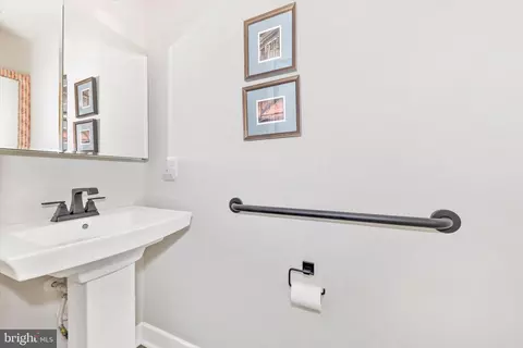 Bath - 6028 Calla Pl, Frederick, MD 21703 photo 1 of 3