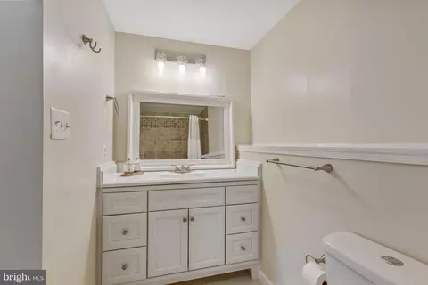 Bath - 1820 Millstream Dr, Frederick, MD 21702 photo 5 of 6