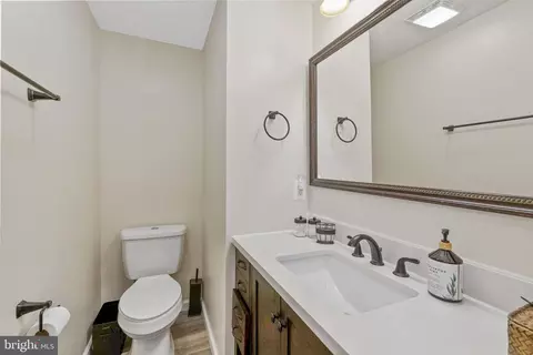 Bath - 1820 Millstream Dr, Frederick, MD 21702 photo 3 of 6