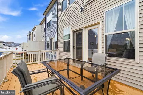 Exterior - 1320 Ricketts Rd, Frederick, MD 21702 photo 6 of 9