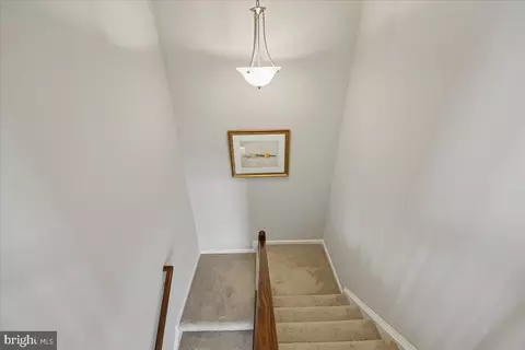 Entry Way - 6501 Britannic Pl, Frederick, MD 21703 photo 7 of 8