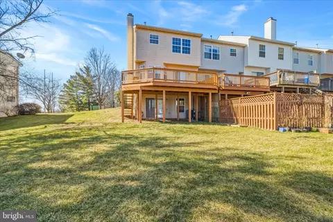 Exterior - 6414 View Point Ct, Frederick, MD 21703 photo 6 of 8