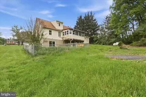 Exterior - 9304 Liberty Ct, Frederick, MD 21701 photo 4 of 7