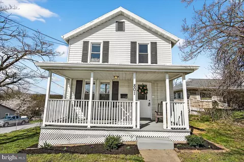 801 N Maple Ave, Brunswick, MD 21716