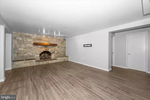 Living - 4211 Springview, Jefferson, MD 21755 photo 7 of 13