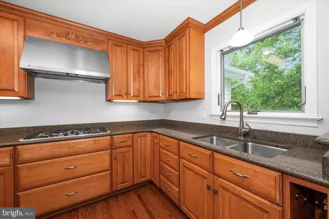 Kitchen - 4211 Springview, Jefferson, MD 21755 photo 4 of 5