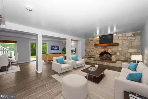 Living - 4211 Springview, Jefferson, MD 21755 photo 4 of 13