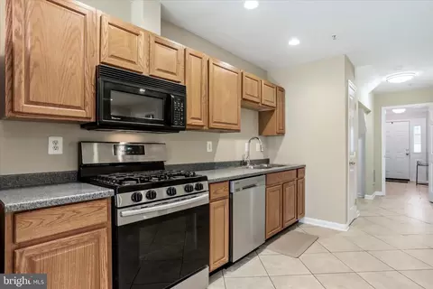 Entry Way - 2544 Emerson Dr, Frederick, MD 21702 photo 3 of 4