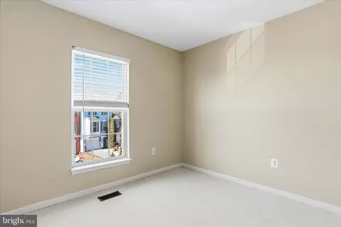 Bedroom - 2544 Emerson Dr, Frederick, MD 21702 photo 4 of 5
