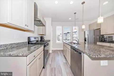 Kitchen - 1403 Bexley Ln, Frederick, MD 21701 photo 3 of 3