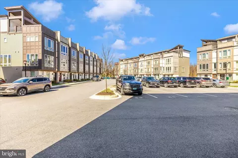 Exterior - 1403 Bexley Ln, Frederick, MD 21701 photo 8 of 8