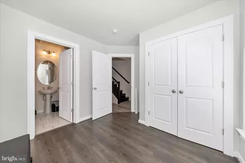 Entry Way - 1403 Bexley Ln, Frederick, MD 21701 photo 3 of 14