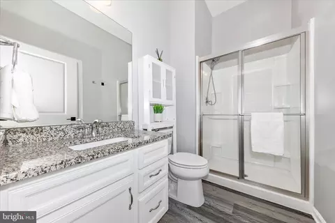 Bath - 5704 Scott Ridge Pl, Frederick, MD 21704 photo 1 of 1