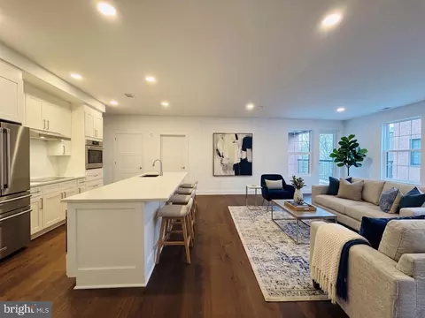 Other - 208 Second St E #202, Frederick, MD 21701 photo 5 of 8