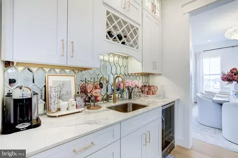 Kitchen - 2728 Hillfield Dr, Frederick, MD 21702 photo 1 of 3