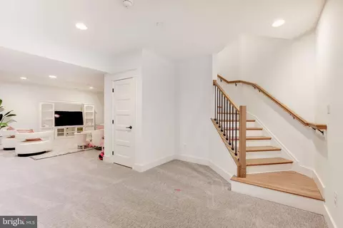 Entry Way - 2728 Hillfield Dr, Frederick, MD 21702 photo 12 of 15