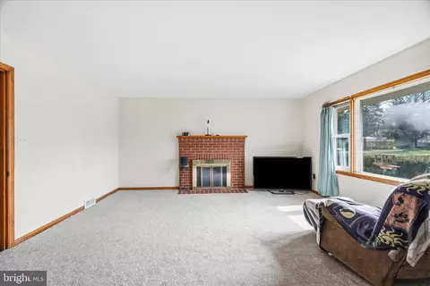 Living - 615 Taney Ave, Frederick, MD 21702 photo 2 of 4