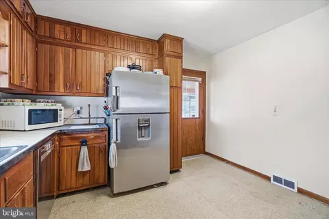 Entry Way - 615 Taney Ave, Frederick, MD 21702 photo 1 of 4