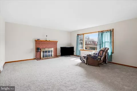 Living - 615 Taney Ave, Frederick, MD 21702 photo 3 of 4