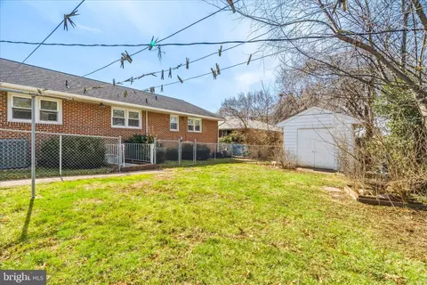 Exterior - 615 Taney Ave, Frederick, MD 21702 photo 6 of 8