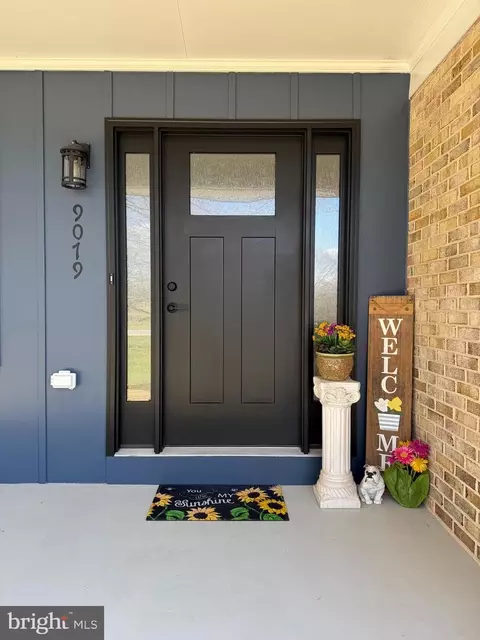 9079 Dawn Ct, Myersville, MD 21773