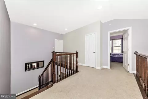 Entry Way - 825 Holden Rd, Frederick, MD 21701 photo 9 of 11