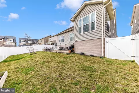 Exterior - 825 Holden Rd, Frederick, MD 21701 photo 7 of 12