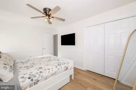Bedroom - 7996 Serenity Ct, Frederick, MD 21701 photo 3 of 7