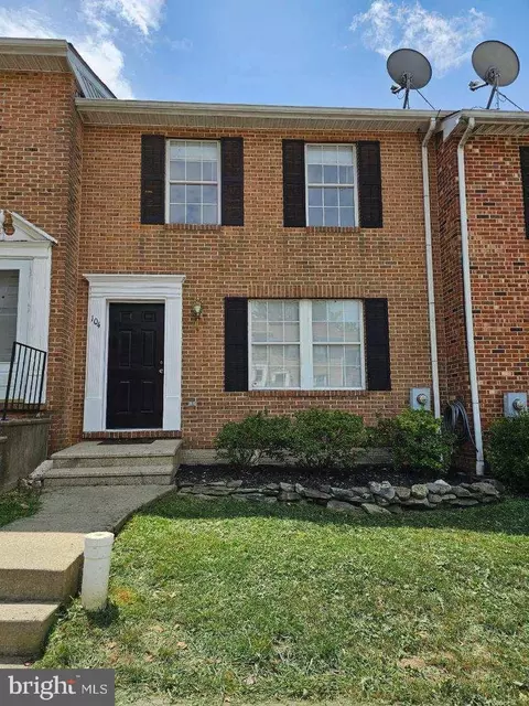 104 S Oak Cliff Ct S, Mount Airy, MD 21771