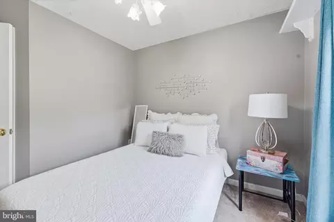 Bedroom - 1721 Algonquin Rd, Frederick, MD 21701 photo 5 of 8