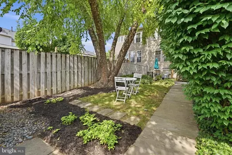 Exterior - 1721 Algonquin Rd, Frederick, MD 21701 photo 4 of 9