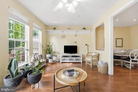 Living - 1721 Algonquin Rd, Frederick, MD 21701 photo 2 of 3