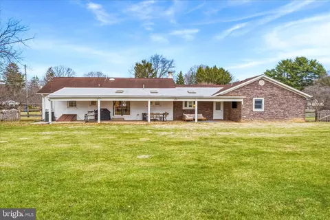 Exterior - 7903 Clover Hill Dr, Frederick, MD 21702 photo 6 of 6