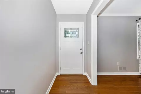 Entry Way - 612 Schley Ave, Frederick, MD 21702 photo 1 of 2