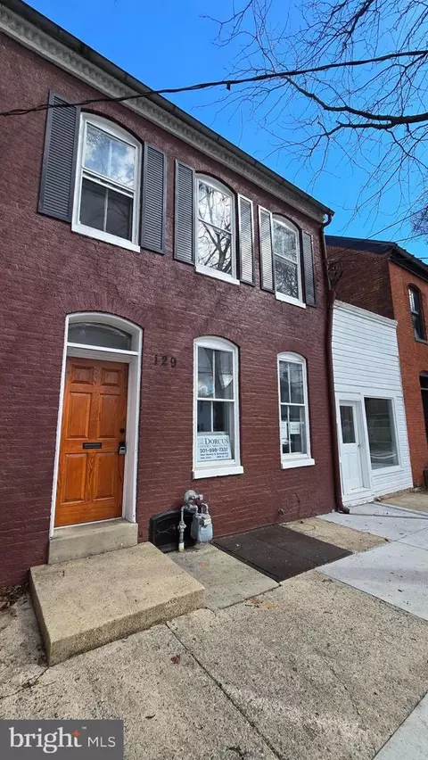 129 A Fourth St, Frederick, MD 21701