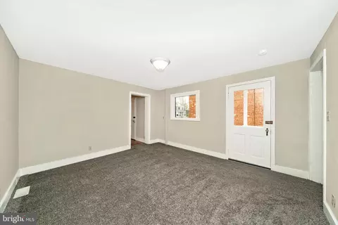Living - 129 A Fourth St, Frederick, MD 21701 photo 7 of 9