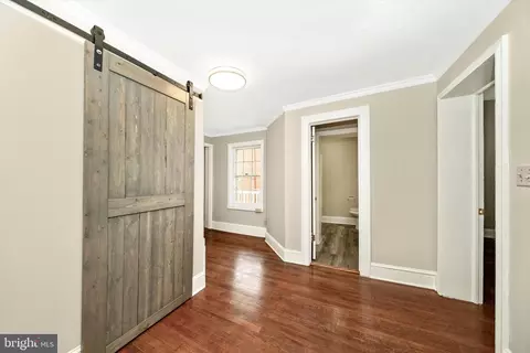 Entry Way - 129 A Fourth St, Frederick, MD 21701 photo 8 of 11