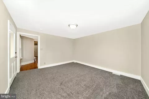 Entry Way - 129 A Fourth St, Frederick, MD 21701 photo 4 of 11