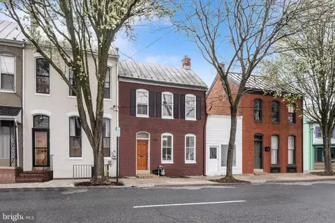 Exterior - 129 A Fourth St, Frederick, MD 21701 photo 2 of 18