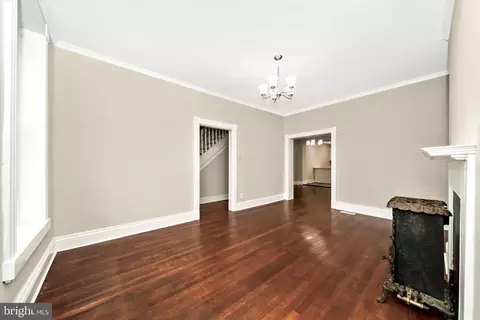 Living - 129 A Fourth St, Frederick, MD 21701 photo 4 of 9