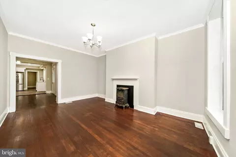 Living - 129 A Fourth St, Frederick, MD 21701 photo 3 of 9
