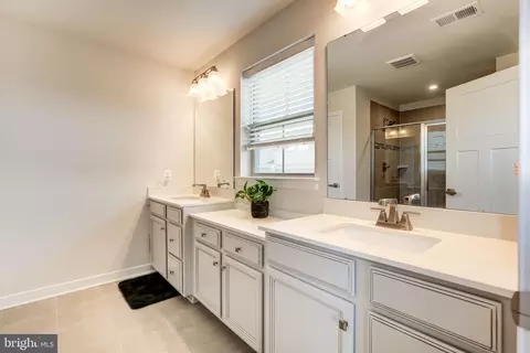 Entry Way - 6150 Aster View Ln, Frederick, MD 21703 photo 9 of 12