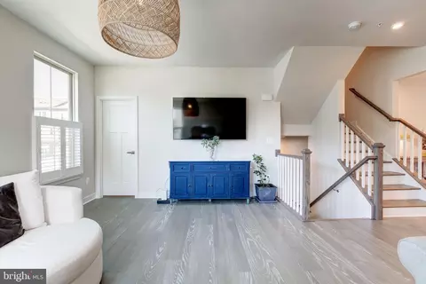 Entry Way - 6150 Aster View Ln, Frederick, MD 21703 photo 8 of 12