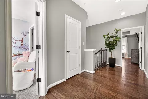 Entry Way - 5510 Hawk Ridge Rd, Frederick, MD 21704 photo 10 of 12