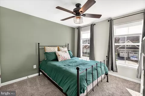 Bedroom - 5510 Hawk Ridge Rd, Frederick, MD 21704 photo 1 of 5