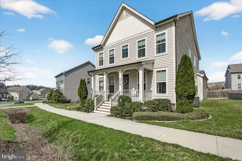 Exterior - 5510 Hawk Ridge Rd, Frederick, MD 21704 photo 2 of 17
