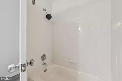 Bath - 2104 Whitehall Rd #2B, Frederick, MD 21702 photo 3 of 3