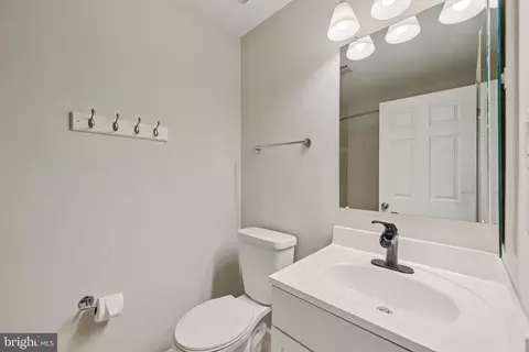 Bath - 2104 Whitehall Rd #2B, Frederick, MD 21702 photo 2 of 3